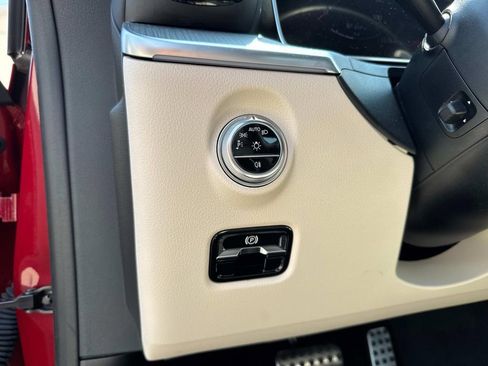 Used 2024 Mercedes-Benz CLE 300 4MATIC Coupe image 21