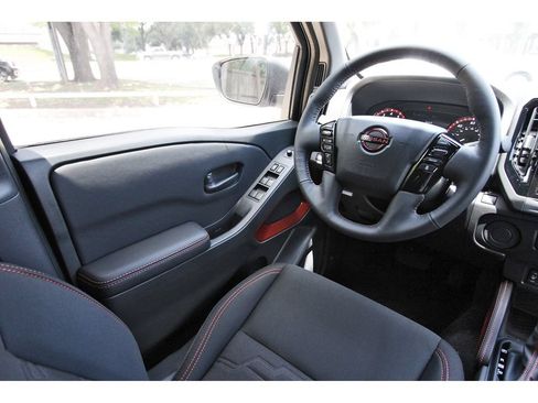 New 2026 Nissan Frontier Pro-X RWD image 6