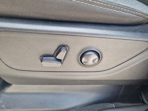 Used 2023 RAM 1500 Big Horn AWD/4WD image 19
