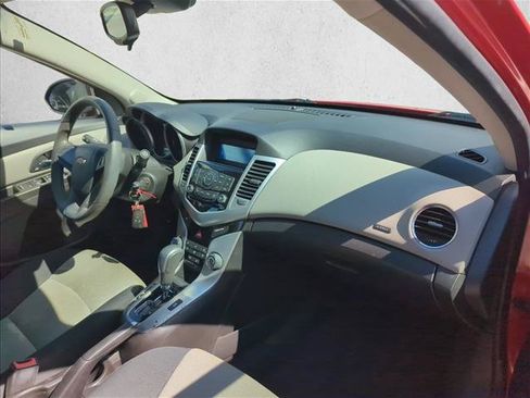 Used 2016 Chevrolet Cruze LS FWD image 26