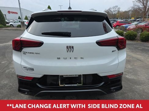 Used 2024 Buick Encore GX Sport Touring image 6