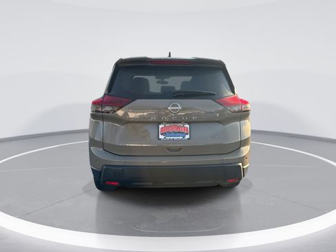 Used 2025 Nissan Rogue SV AWD/4WD image 5