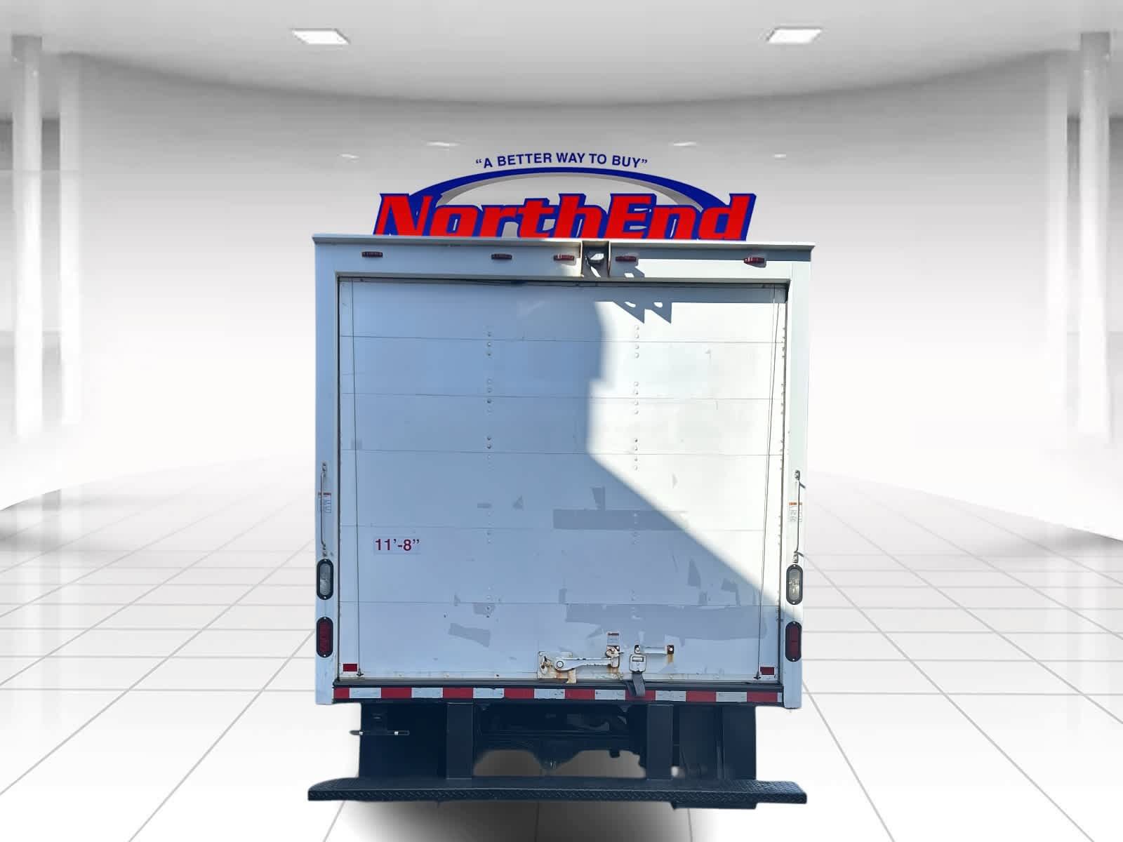 Used 2016 Chevrolet Express 3500 RWD image 4