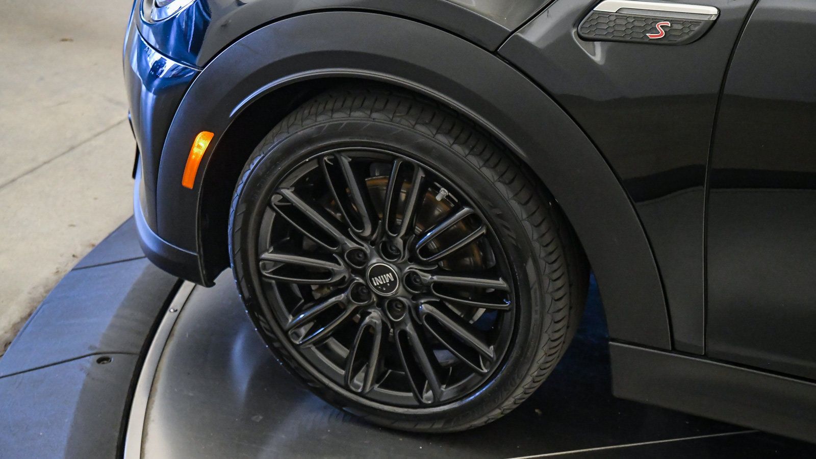 Used 2023 MINI Cooper S FWD image 10