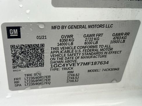 Certified 2021 Chevrolet Silverado 3500 High Country w/ Technology Package image 37