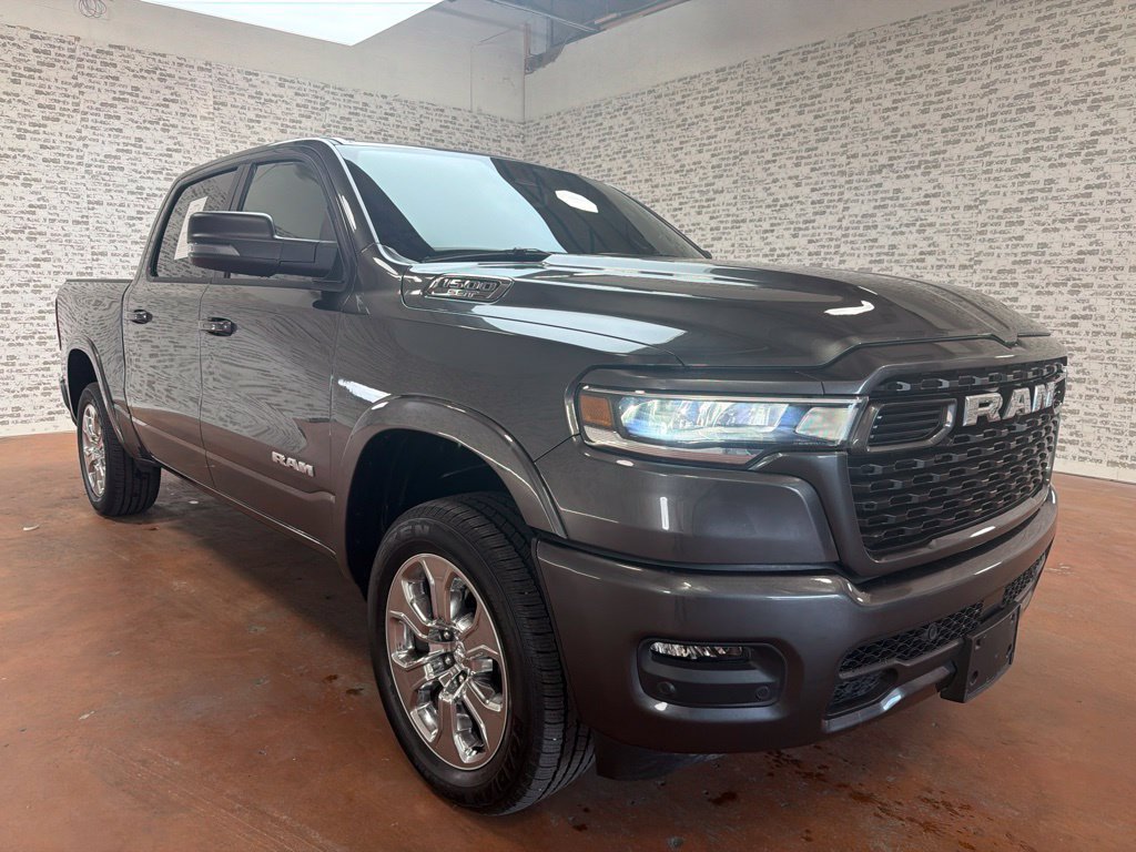 Used 2025 RAM 1500 Lone Star AWD/4WD image 1