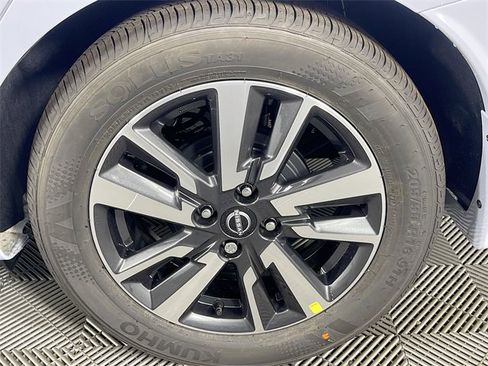 New 2025 Nissan Versa SV w/ Trunk Package image 19