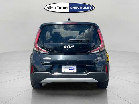 Used 2024 Kia Soul LX w/ LX Technology Package FWD image 5