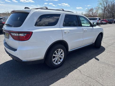Used 2019 Dodge Durango SXT AWD/4WD image 3