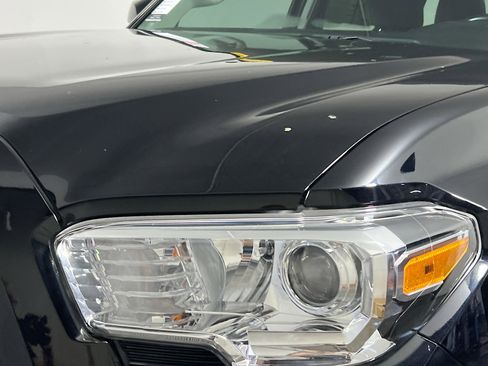 Used 2021 Toyota Tacoma SR5 image 11