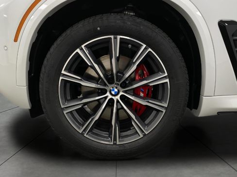 New 2026 BMW X5 xDrive40i w/ Executive Package AWD/4WD image 14