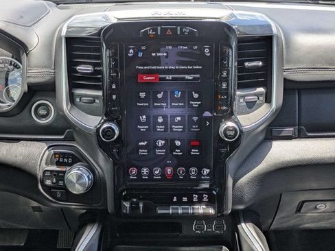 Used 2021 RAM 1500 Laramie AWD/4WD image 18