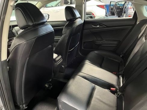 Used 2019 Honda Insight Touring image 18