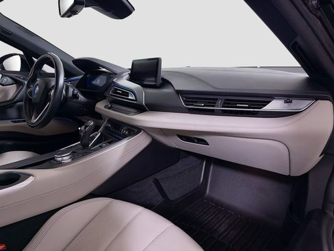 Used 2015 BMW i8 AWD/4WD image 29