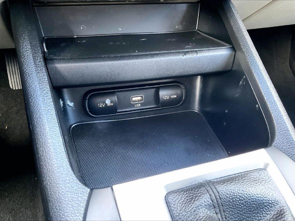 Used 2023 Kia Forte LXS w/ LXS Technology Package FWD image 23