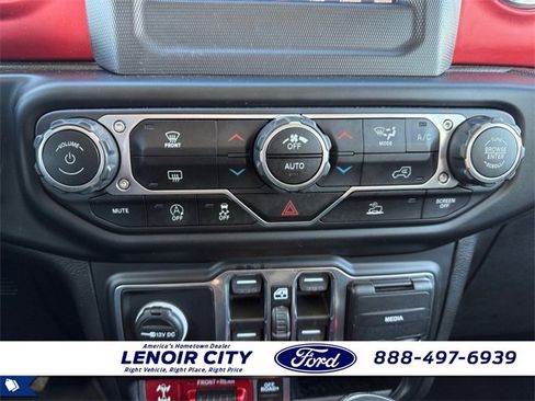 Used 2020 Jeep Gladiator Rubicon w/ Trailer Tow Package image 26