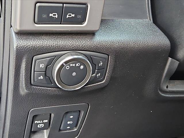 Used 2018 Ford F150 Platinum w/ Equipment Group 701A Luxury AWD/4WD image 25