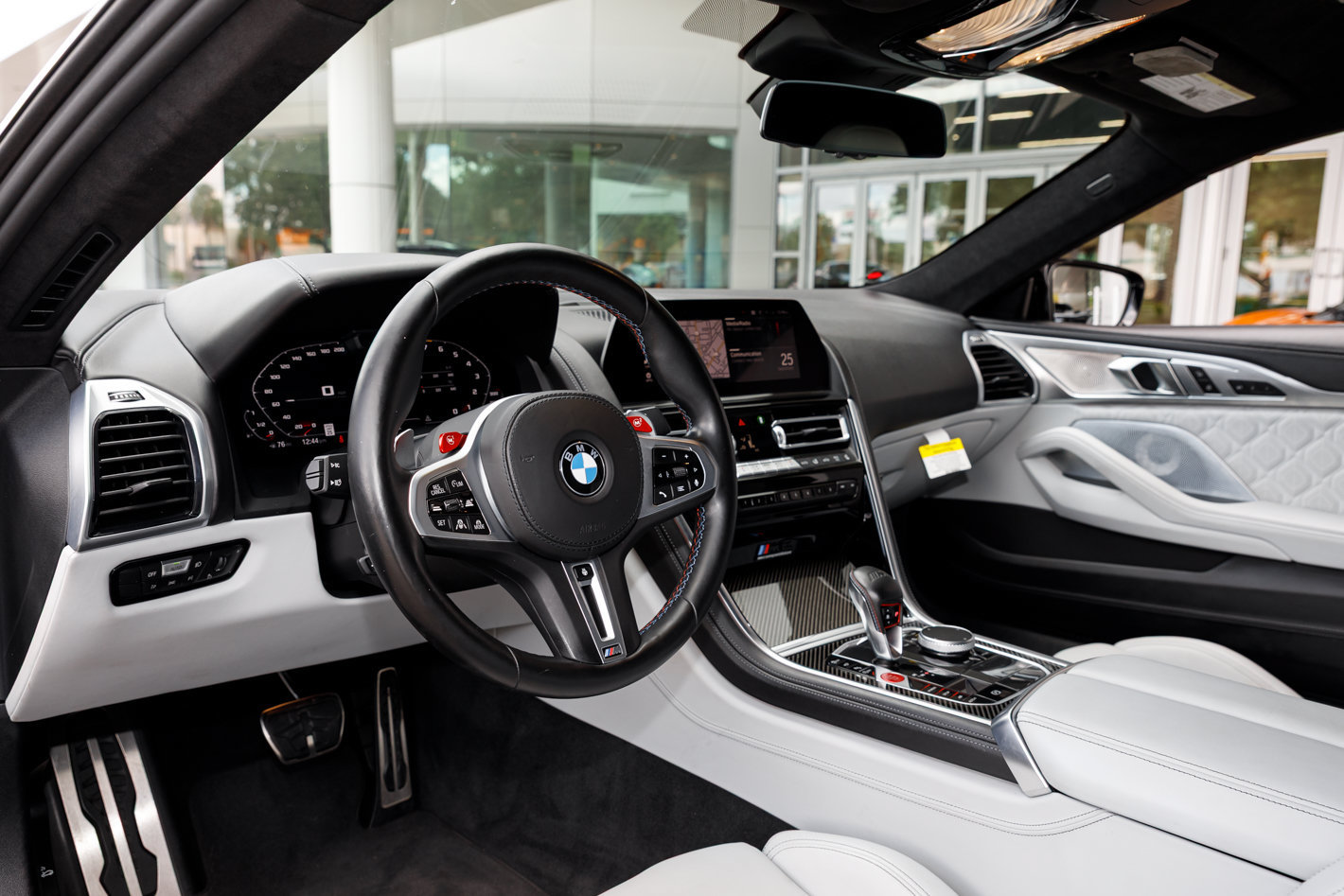 Used 2022 BMW M8 Competition AWD/4WD image 32