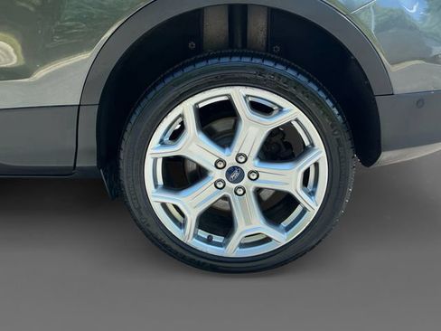 Used 2019 Ford Escape Titanium AWD/4WD image 14