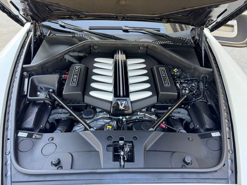 Used 2016 Rolls-Royce Wraith image 26