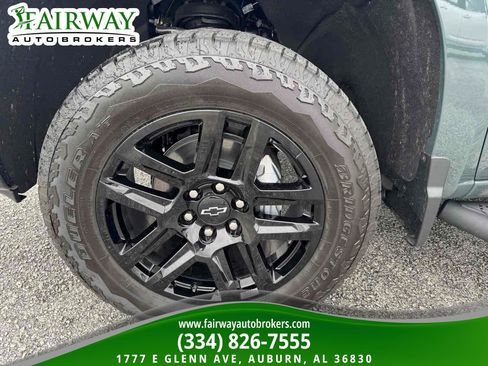 Used 2026 Chevrolet Silverado 1500 LT Trail Boss w/ Convenience Package II AWD/4WD image 33