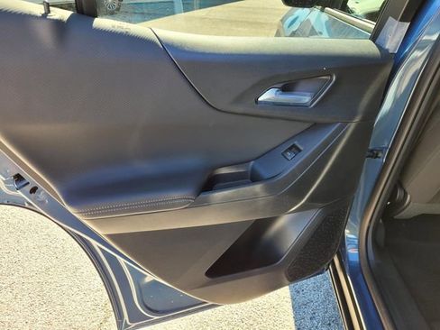 New 2026 Chevrolet Equinox LT image 9