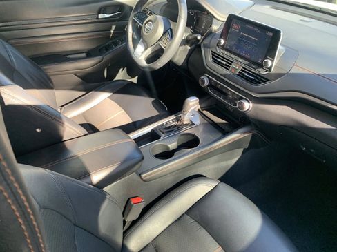 Used 2021 Nissan Altima 2.5 SR w/ SR Premium Package image 33