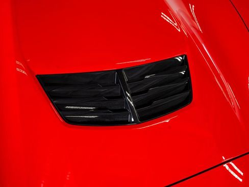 Used 2018 Chevrolet Corvette Z06 RWD image 7