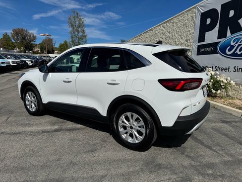 Used 2024 Ford Escape Active image 9