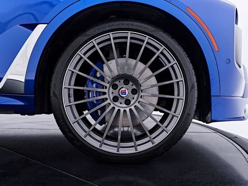 Used 2025 BMW ALPINA XB7 AWD/4WD image 31