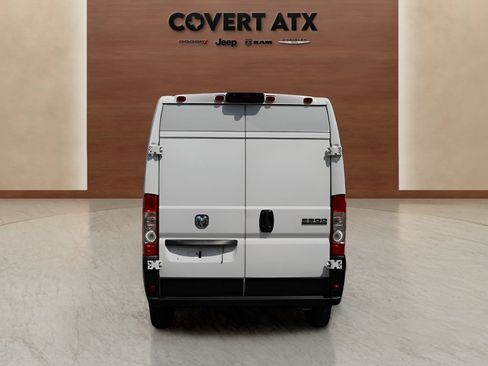 Used 2023 RAM ProMaster 2500 FWD image 4