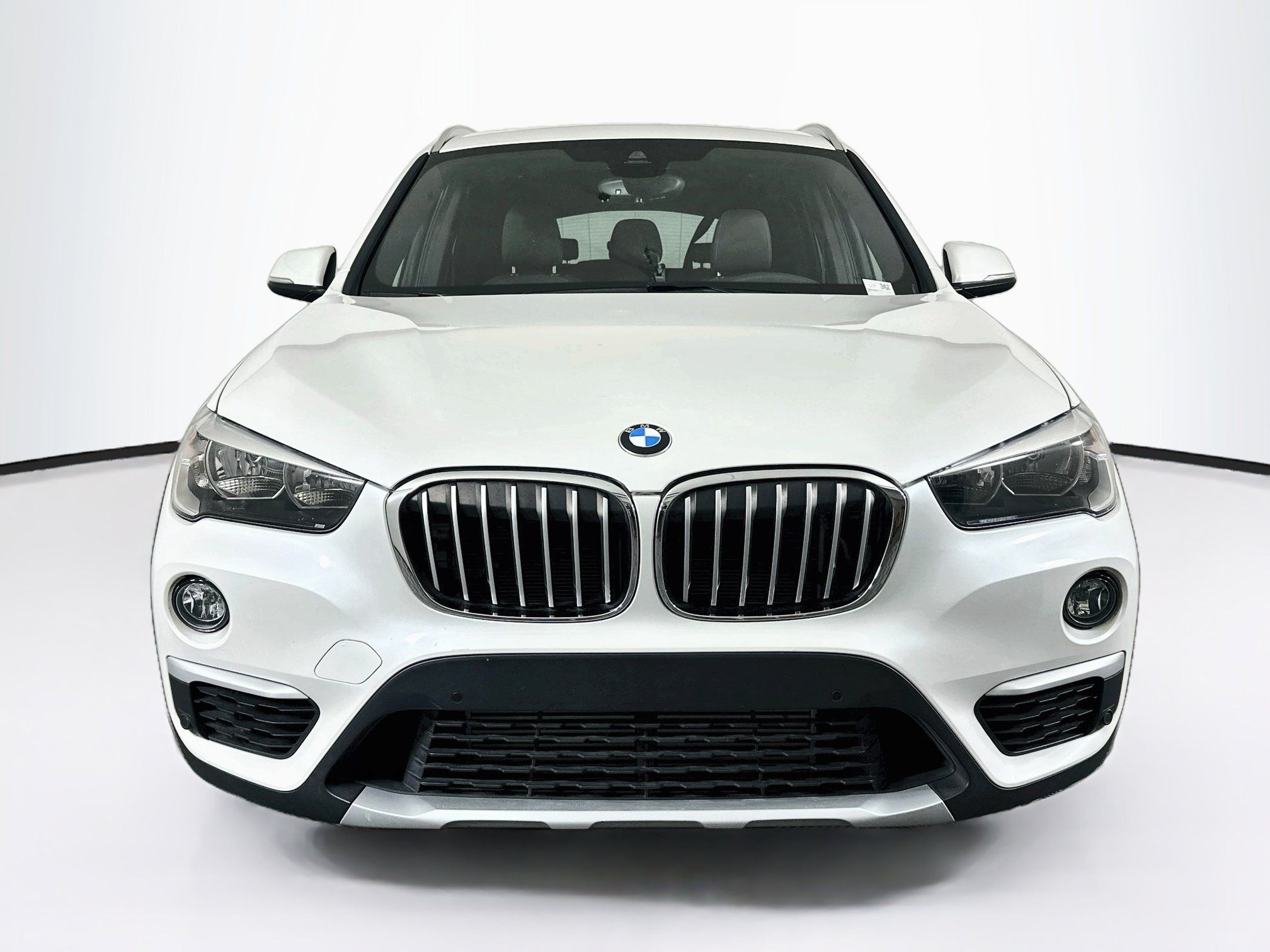 Used 2018 BMW X1 sDrive28i w/ Convenience Package FWD image 2