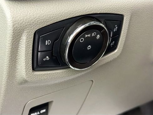 Used 2019 Ford F150 XLT w/ Trailer Tow Package image 10