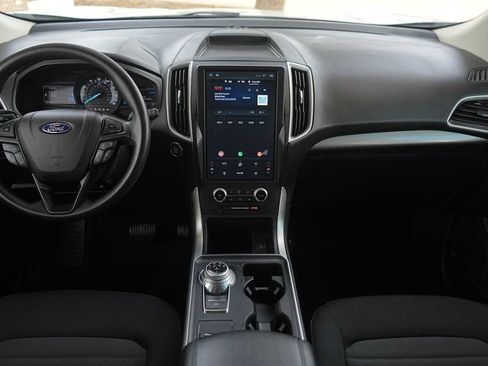 Used 2023 Ford Edge SE w/ Black Appearance Package AWD/4WD image 10