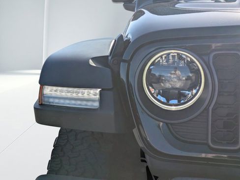 Used 2024 Jeep Wrangler Unlimited Rubicon image 8