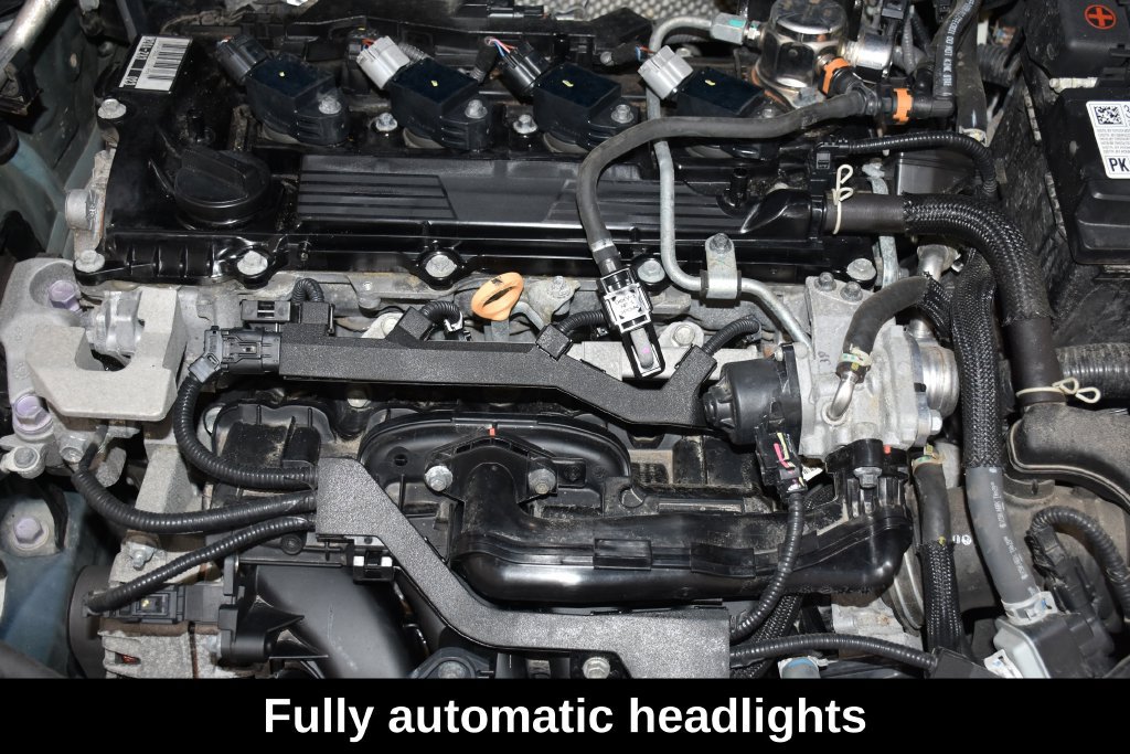 Used 2024 Toyota Corolla LE FWD image 8