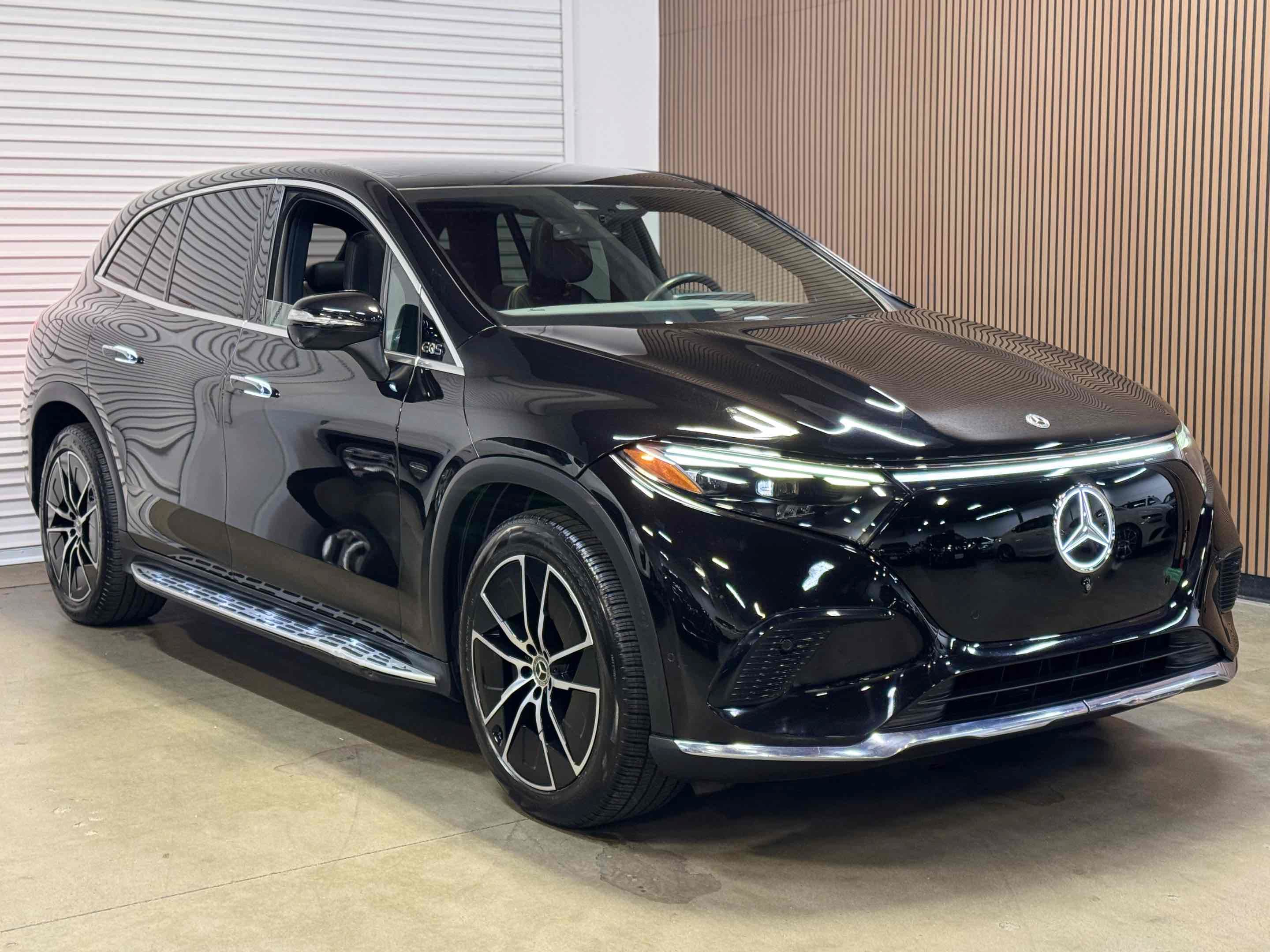 Used 2023 Mercedes-Benz EQS 450+ SUV image 10