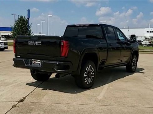 Certified 2024 GMC Sierra 2500 Denali Ultimate w/ Max Trailering Package image 8