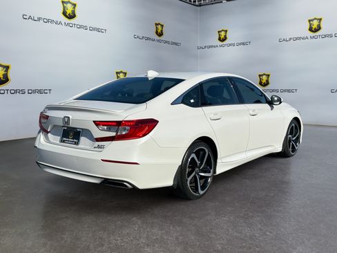 Used 2018 Honda Accord Sport image 5