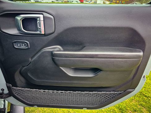 Certified 2023 Jeep Wrangler Sport S image 37