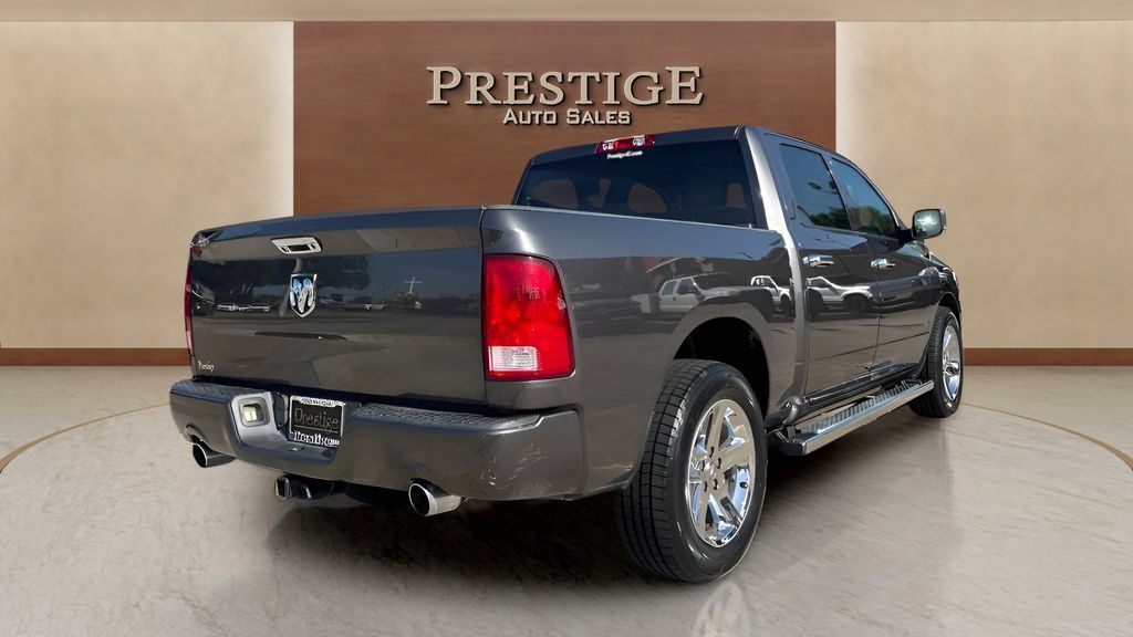 Used 2018 RAM 1500 Express RWD image 28