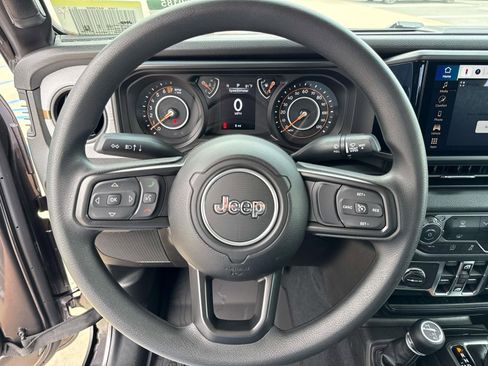 New 2026 Jeep Gladiator Sport image 21