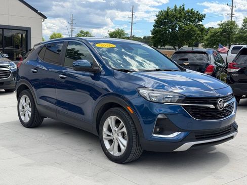 Used 2020 Buick Encore GX Preferred w/ Cold Weather Comfort Package FWD image 1