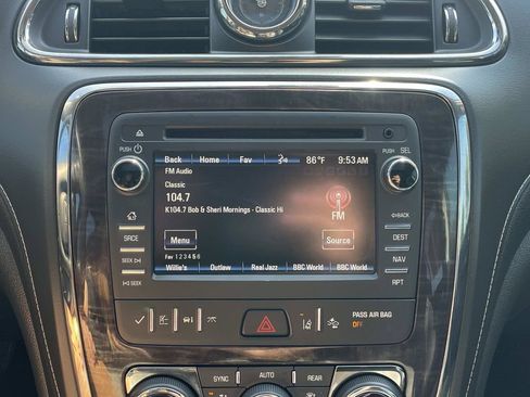 Used 2015 Toyota RAV4 Limited w/ Outdoor Package FWD image 38