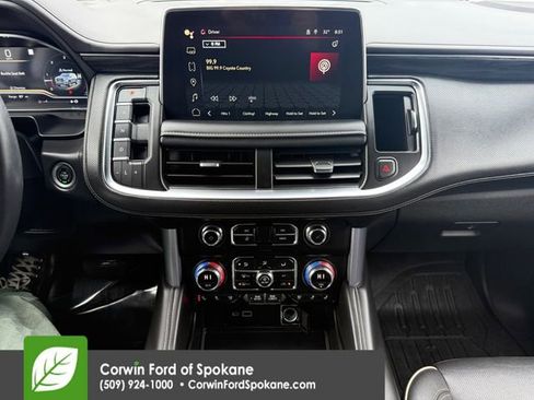 Used 2022 GMC Yukon SLT w/ SLT Luxury Package image 28