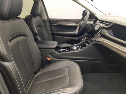 Used 2022 Jeep Grand Cherokee Limited 4xe image 21