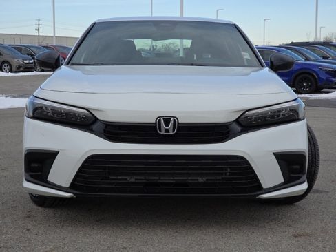 Used 2023 Honda Civic Sport image 11