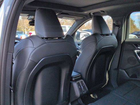 Used 2026 BMW X2 xDrive28i image 19