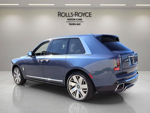 New 2026 Rolls-Royce Cullinan image 6