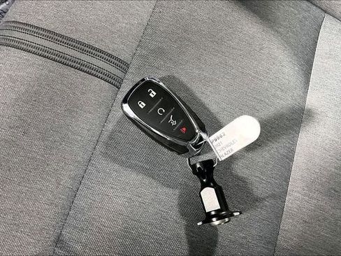 Used 2021 Chevrolet Blazer LT image 30